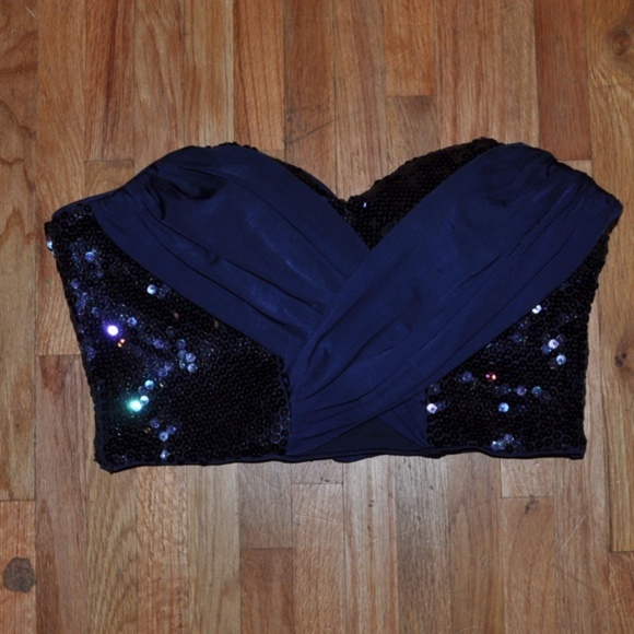 BEBE Navy Blue Sequin Wrap Bustier Crop Top sz L - Picture 4 of 8